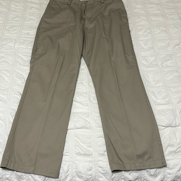 511 men’s khaki pants. - Picture 4 of 10